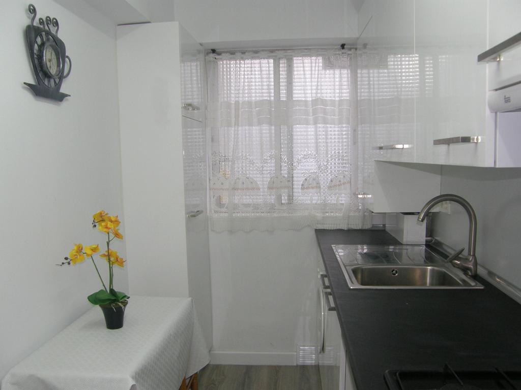 Atico Con Terraza En La Jota